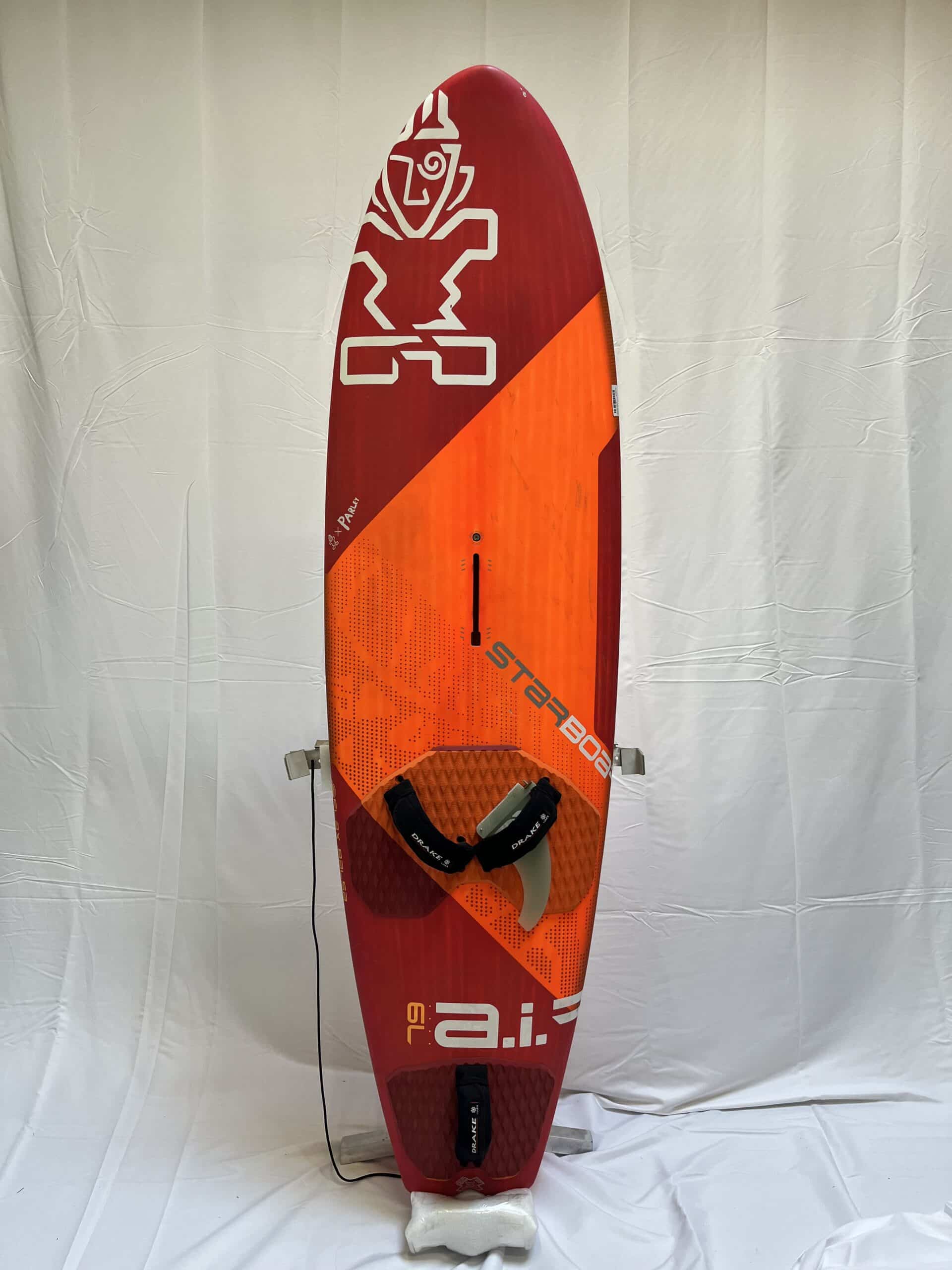 C Starboard A.I.R Wave 79 Used Windsurfing Board 2019 C Starboard A.I.R Wave 79 Used Windsurfing Board 2019