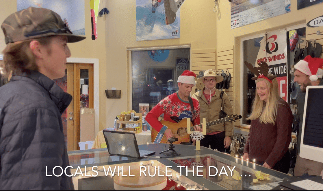 Staff Singing: Locals' Appreciation Day Song