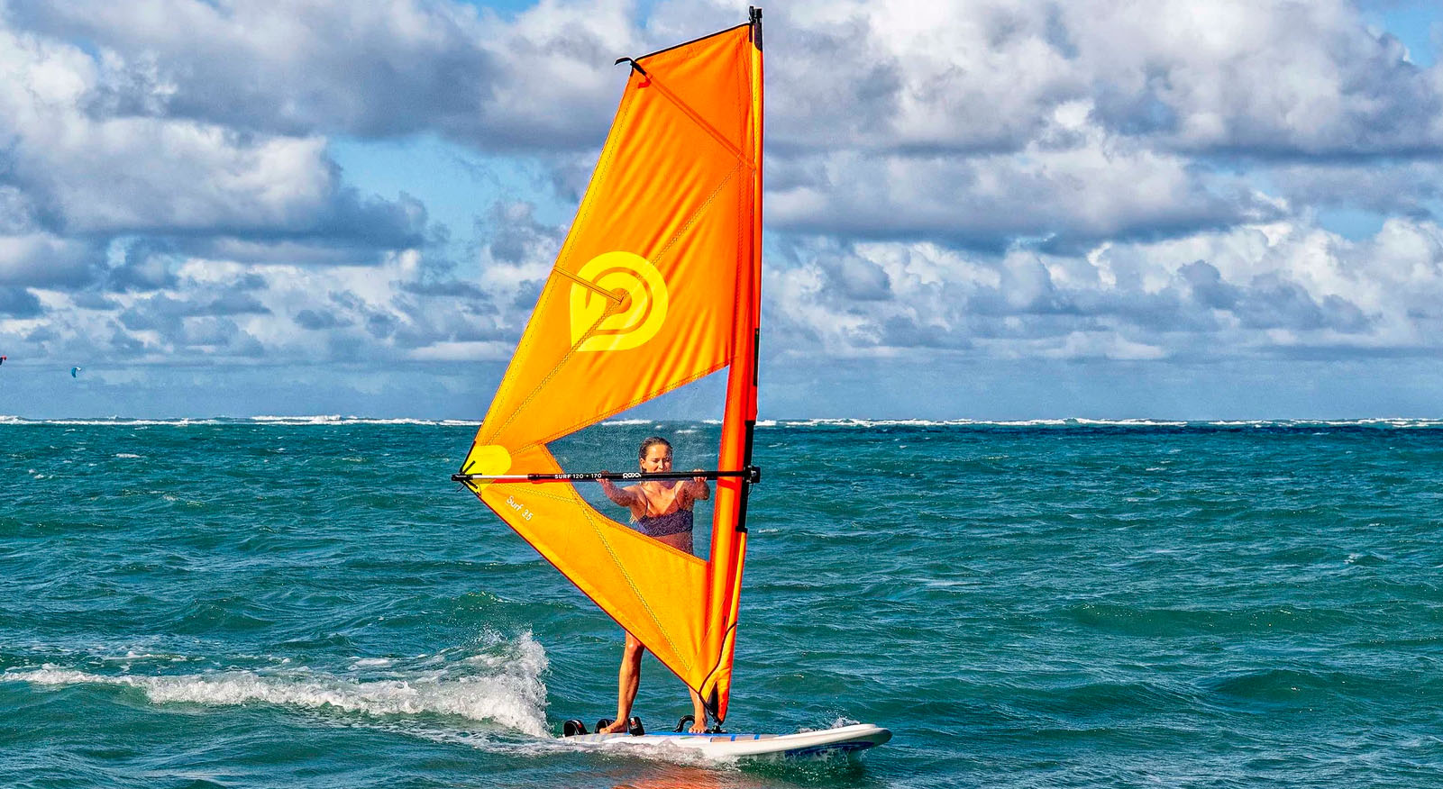 Goya Surf Trainer Windsurf Board 2025