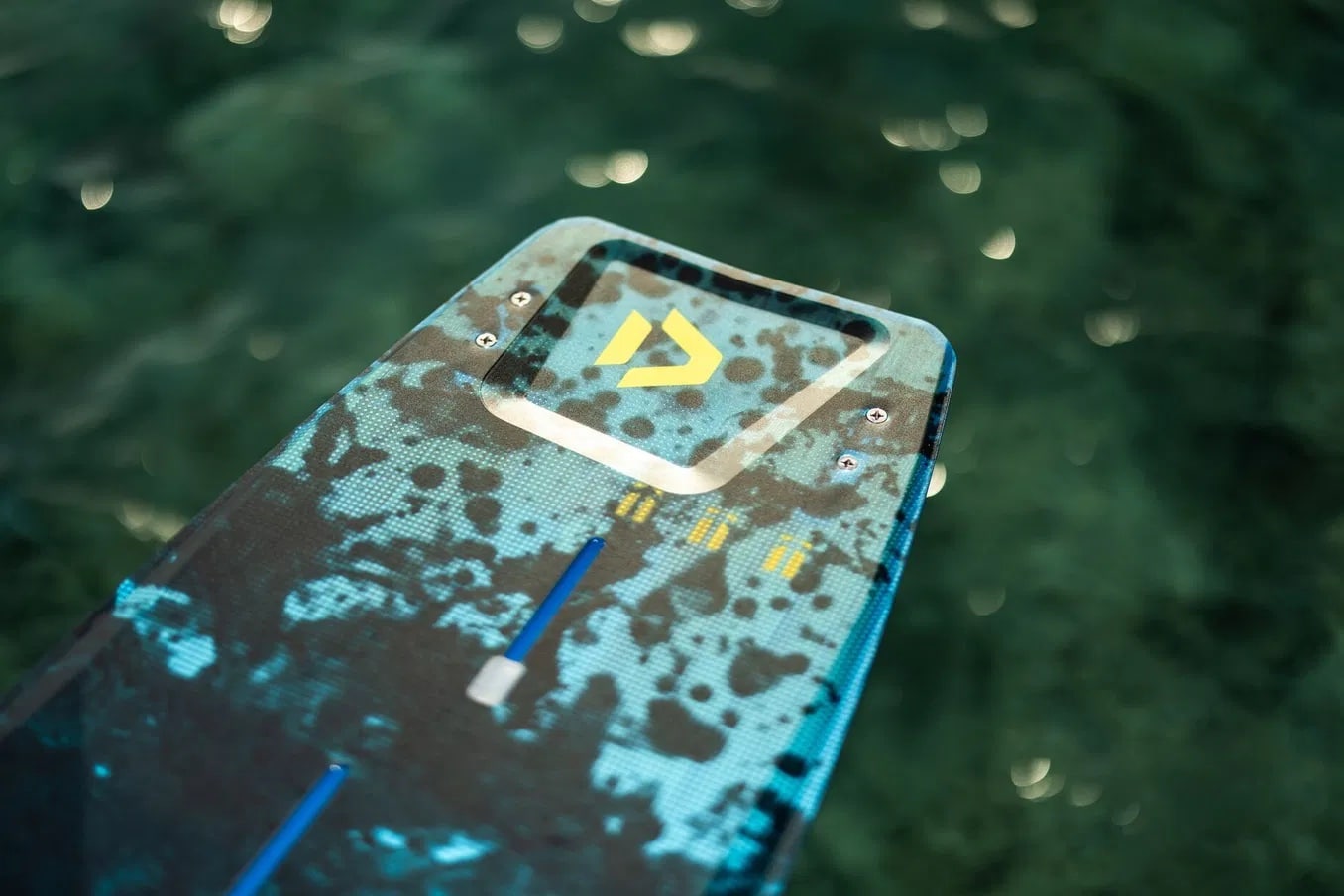 Duotone Shred Twintip Kiteboard 2025 Duotone Shred Twintip Kiteboard 2025