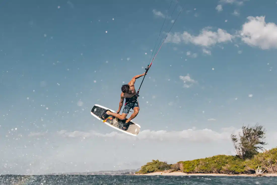 Naish Traverse EJ Pro Twin Tip Kiteboards 2025