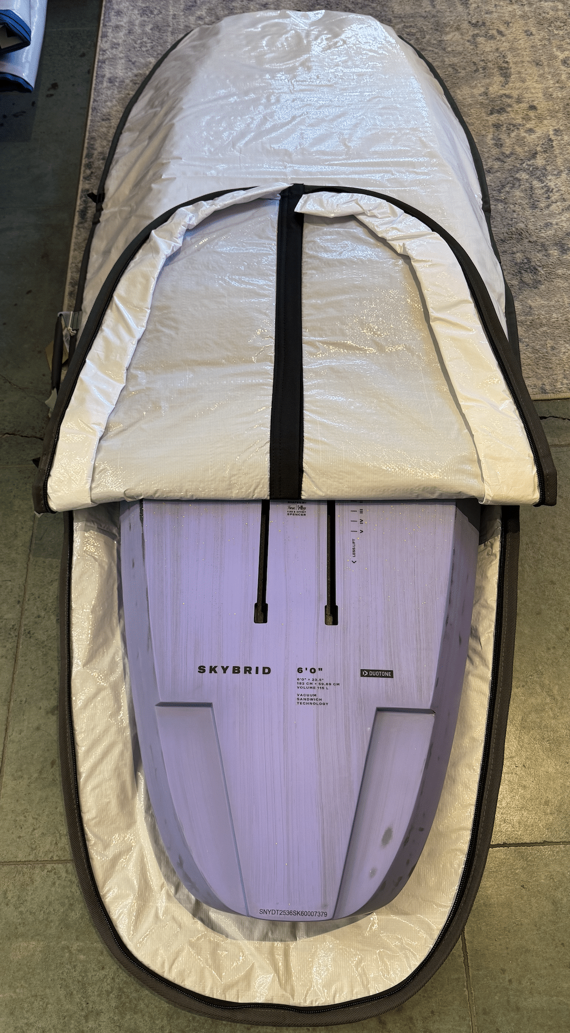 ION Boardbag Wing Core Slim (Mid Length Board Bag) ION Boardbag Wing Core Slim (Mid Length Board Bag)