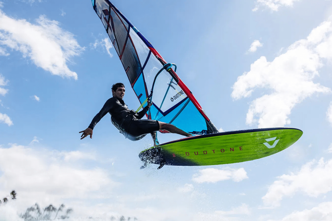 Duotone Ultra FreeWave SLS Windsurf Board 2025