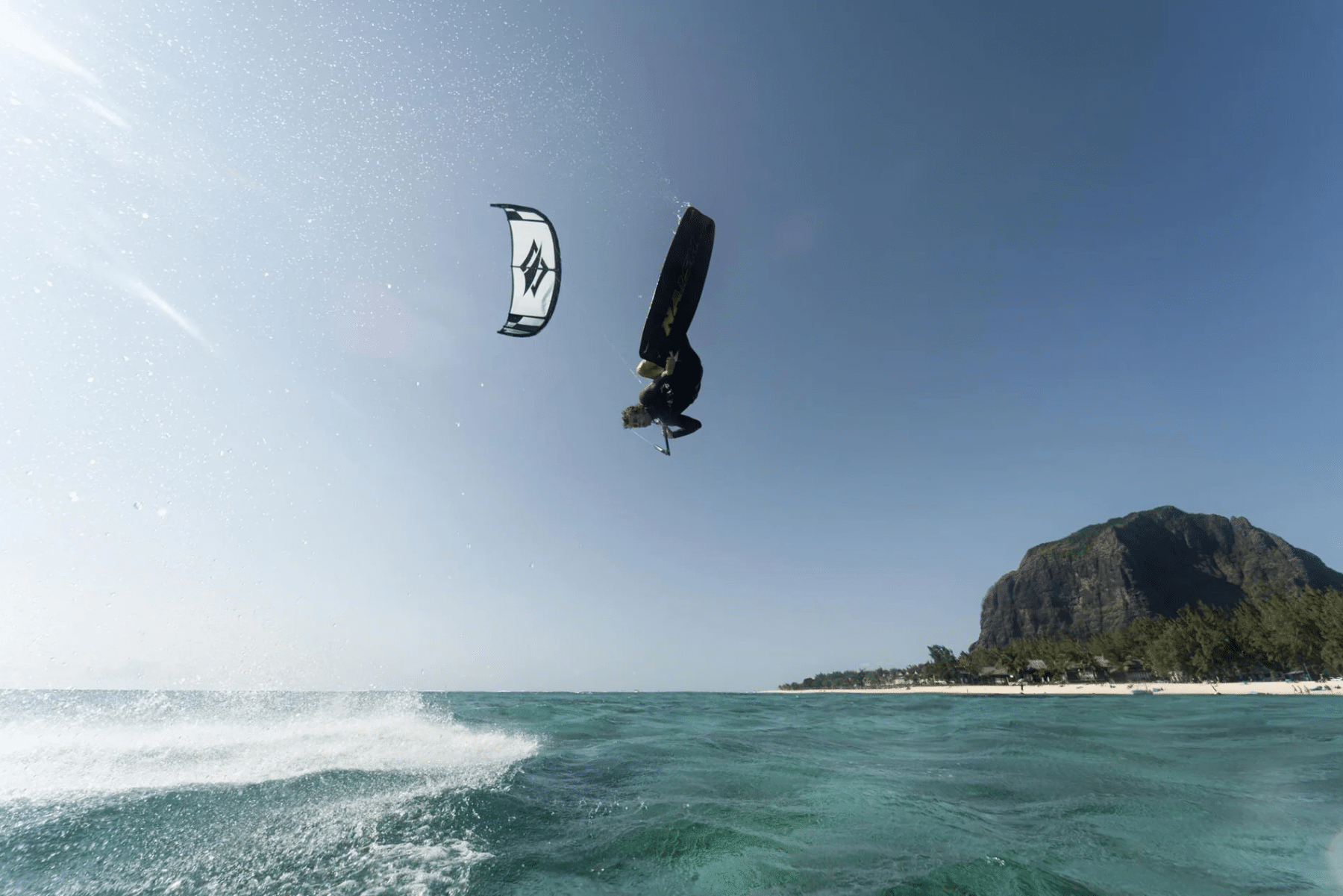 Naish Motion Twin Tip Kiteboard 2025