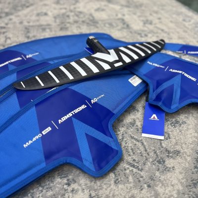 Armstrong-demo-wings