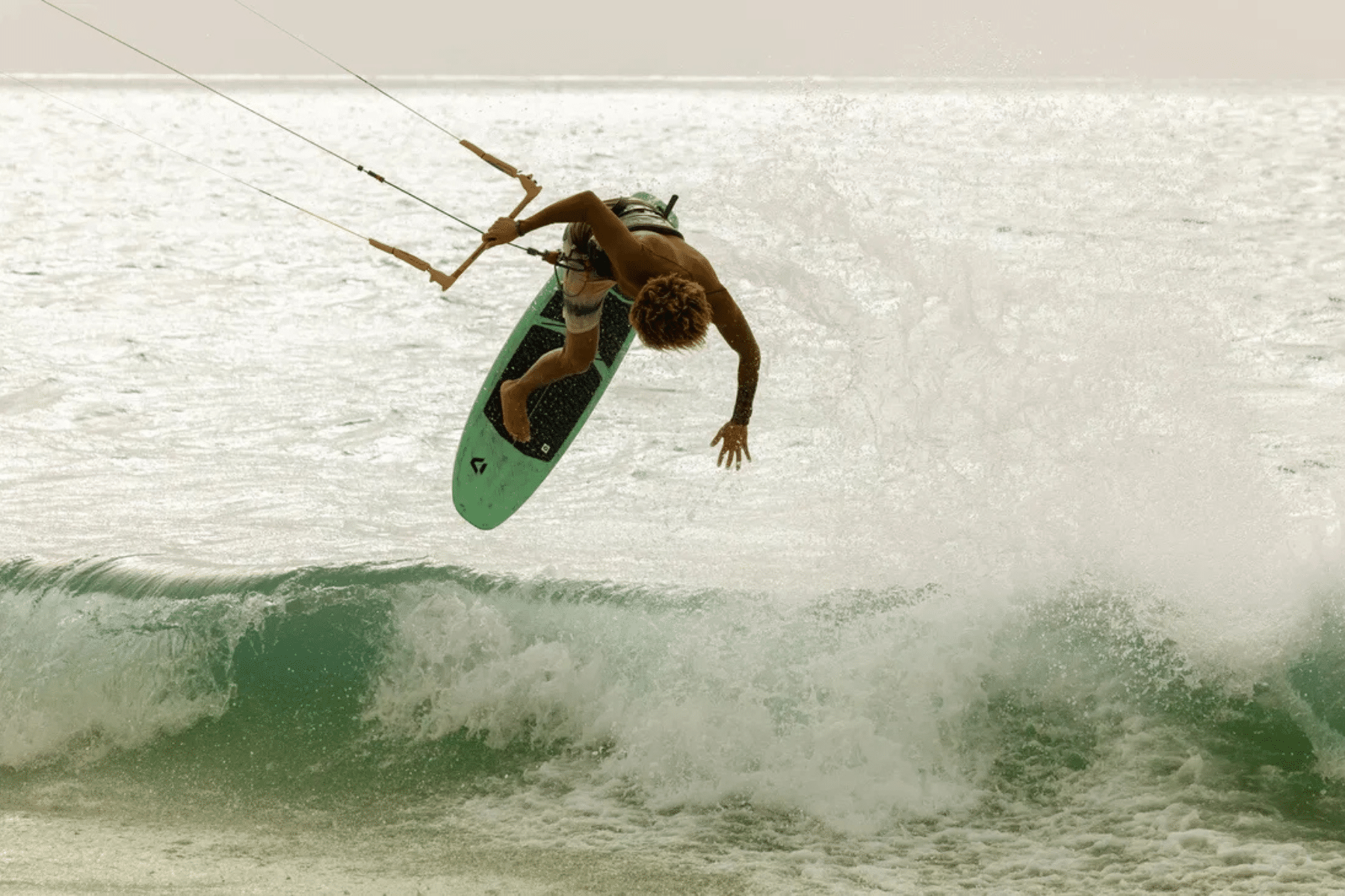 Duotone Whip SLS Directional Kiteboards 2026