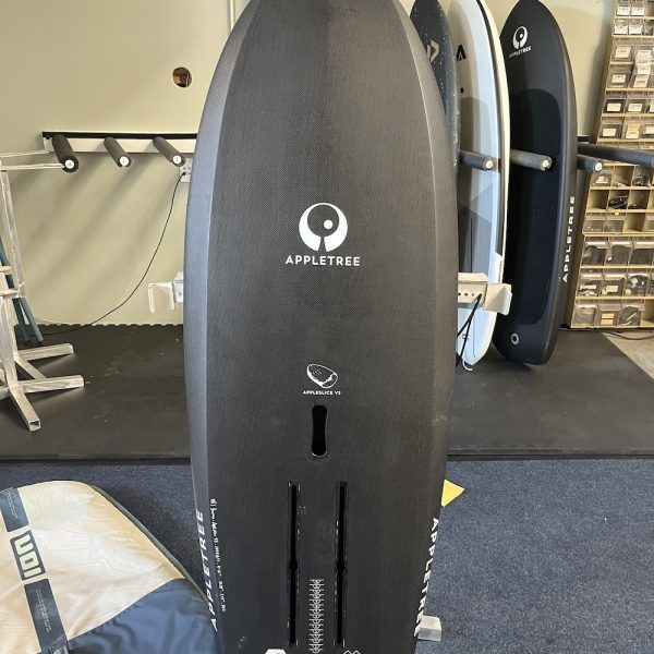 Appletree Appleslice V3 50L USED 2025 Foil Board with Board Bag