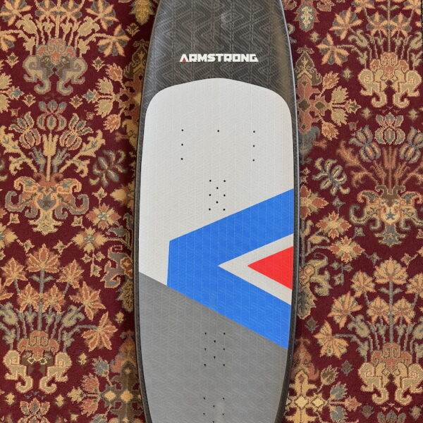 USED Armstrong WKT 137cm 2024