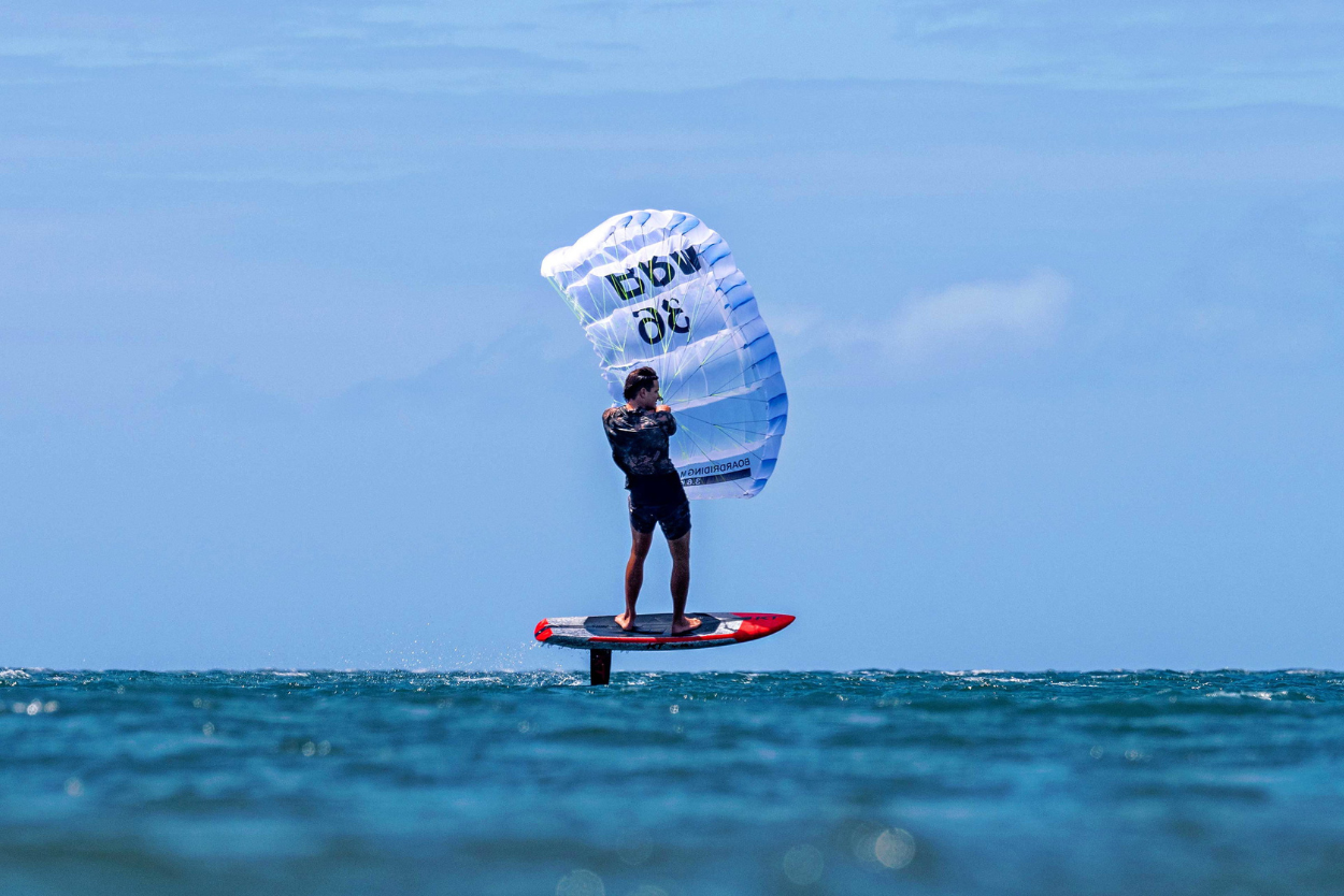 KT Arc Pro Carbon Foil Board 2026