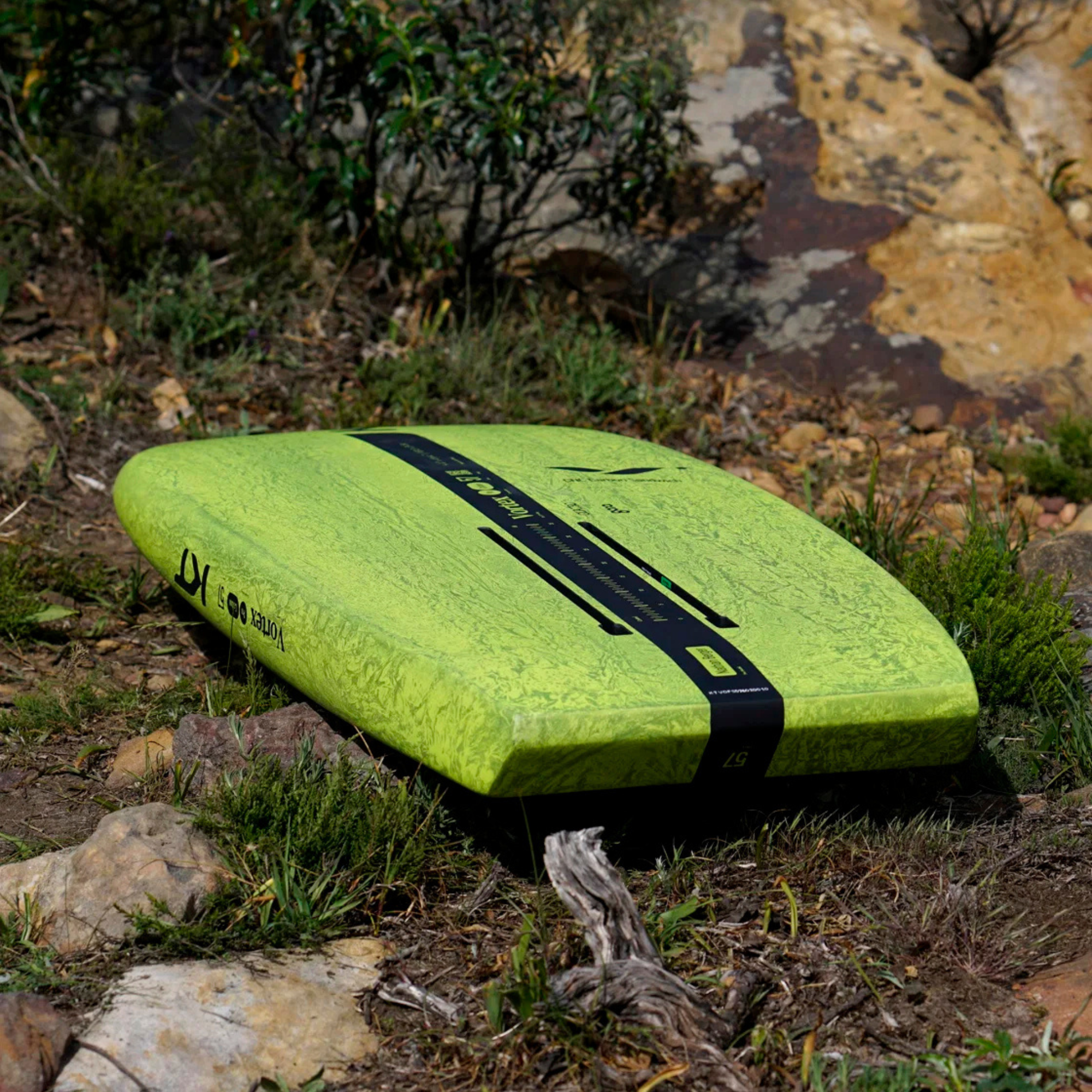 KT Vortex Pro Carbon Foil Board 2026