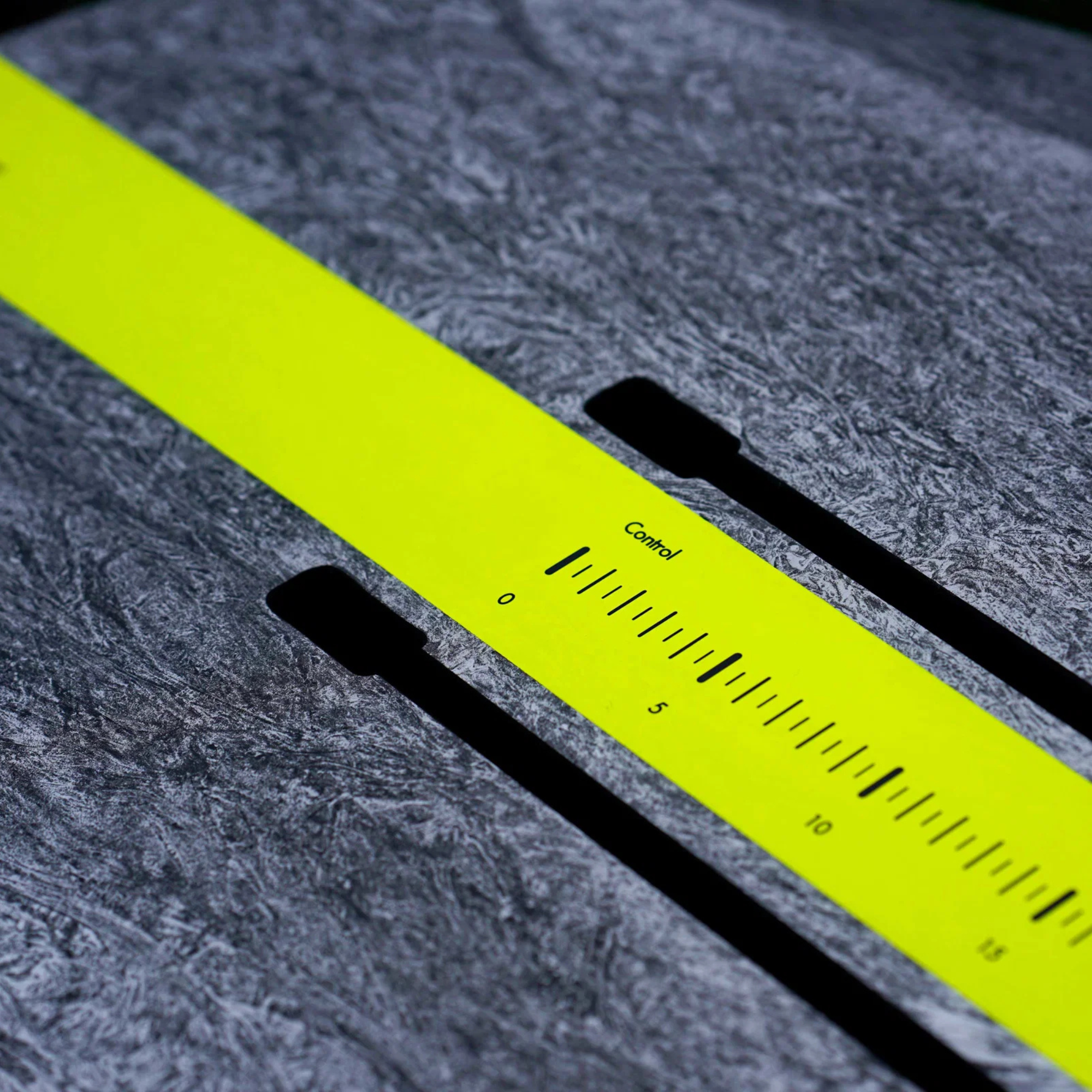 KT Drifter Spark Carbon Foil Board 2026