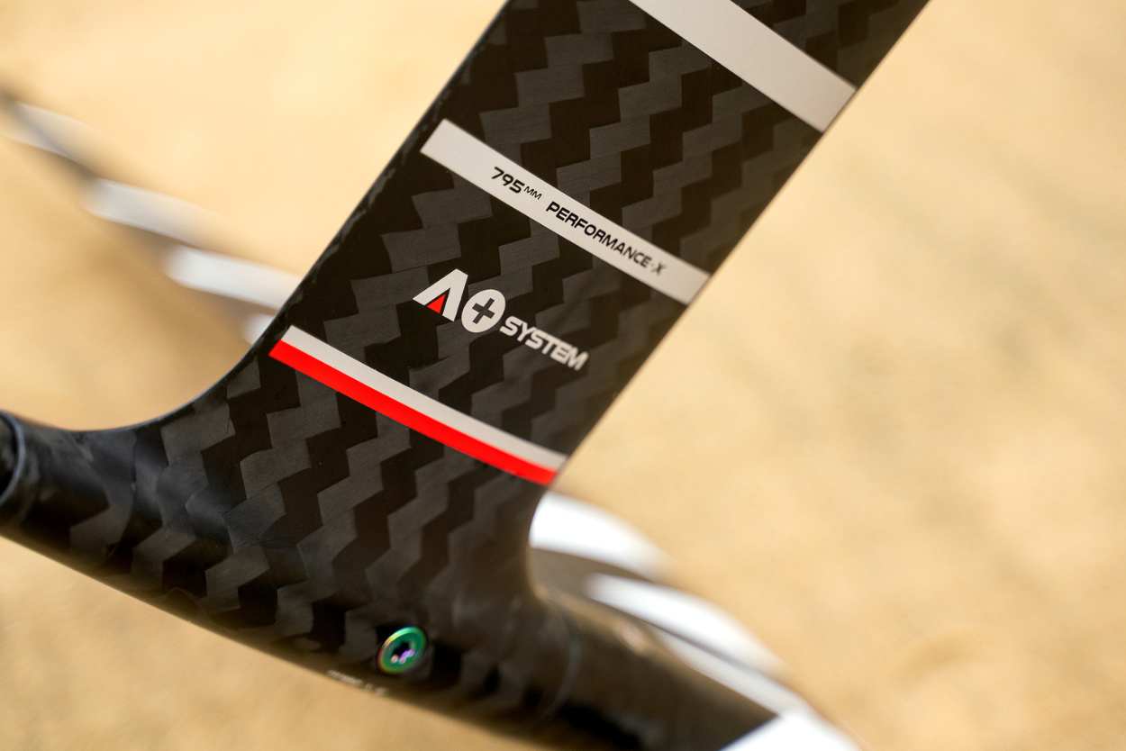 Armstrong Performance X Carbon Mast