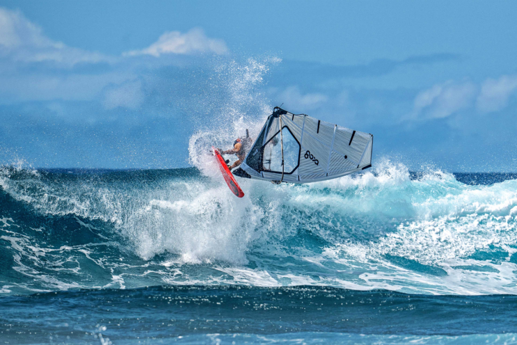 Goya Custom Thruster 5 Pro Carbon Windsurf Board 2026 Goya Custom Thruster 5 Pro Carbon Windsurf Board 2026