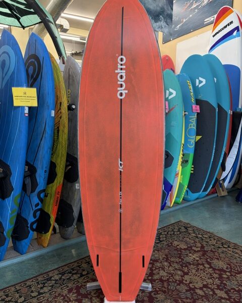 Quatro Power 4 104 2025 USED Windsurf Board