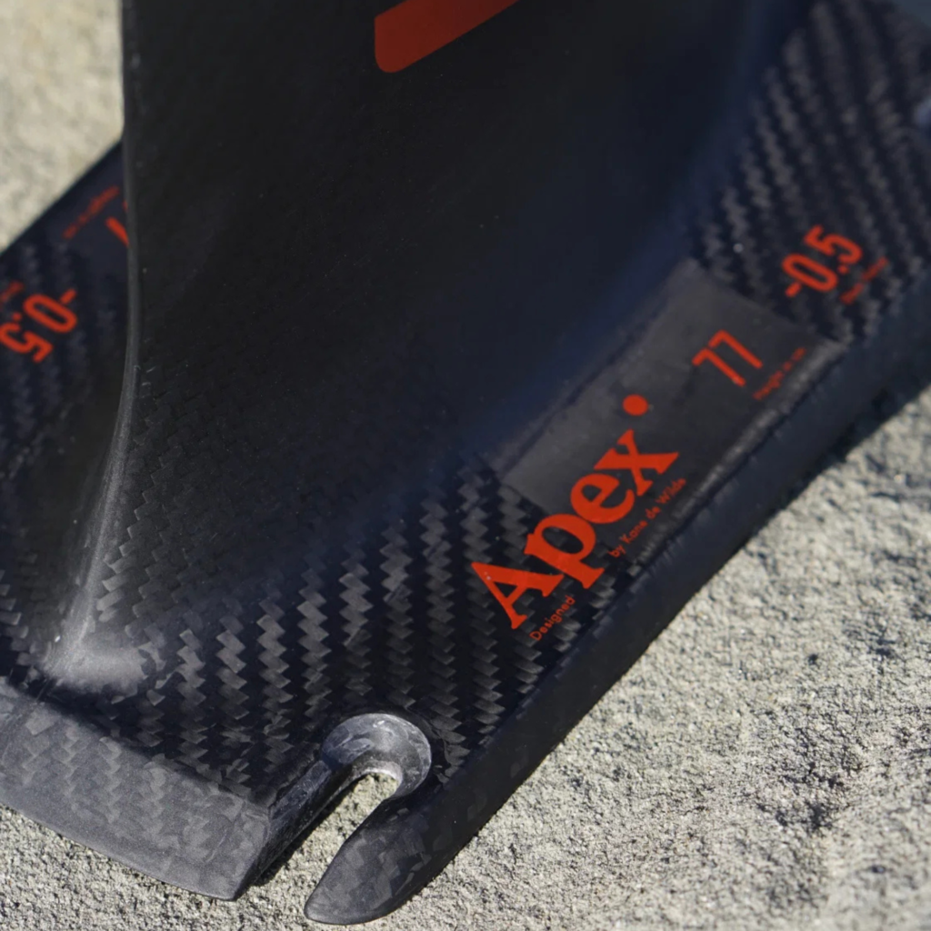 KT Apex Carbon Foil Mast 2026