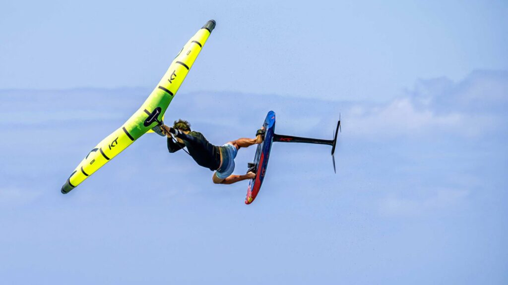 KT Atom Series Back Wings 2026