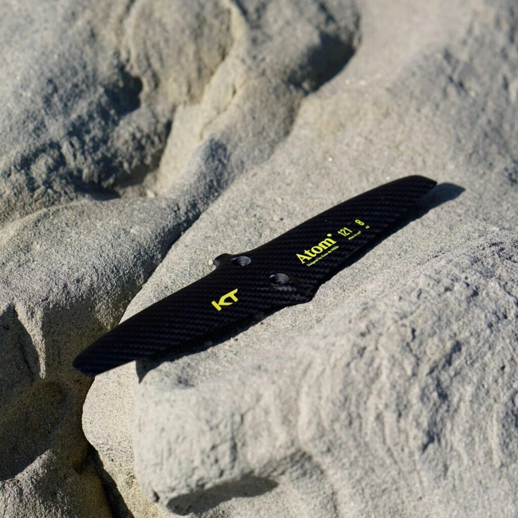 KT Atom Series Back Wings 2026