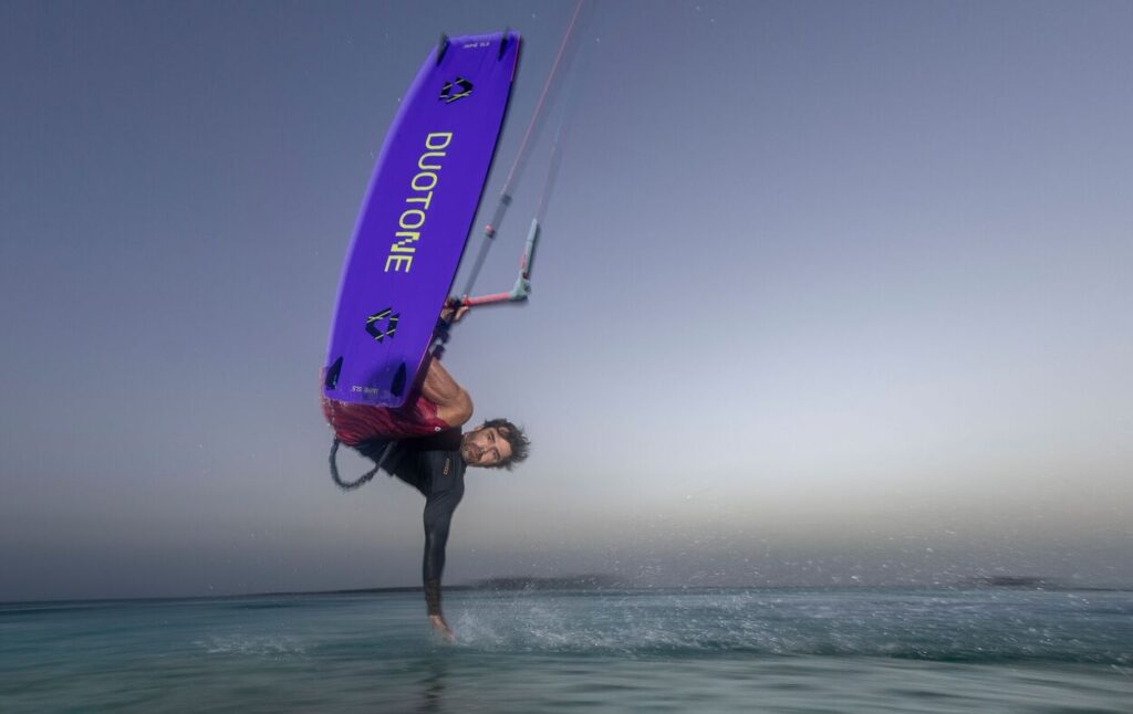 Duotone Jaime SLS Twin Tip Kiteboard 2027 Duotone Jaime SLS Twin Tip Kiteboard 2027